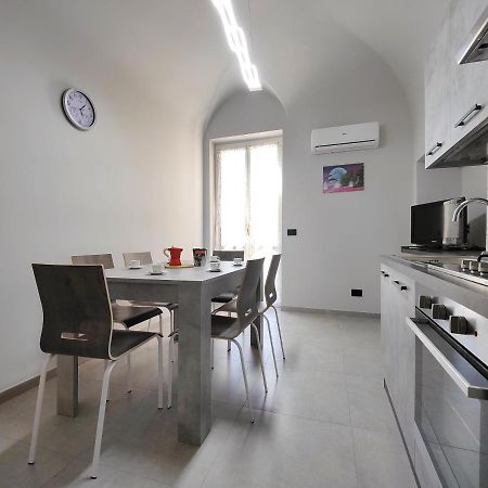 Hostdomus - Garibaldi Suite Loano Kültér fotó