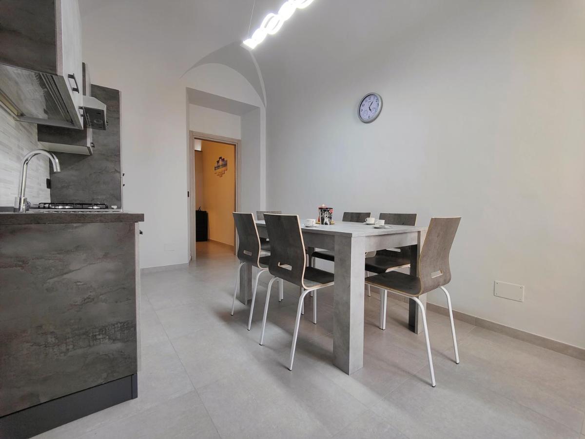 Hostdomus - Garibaldi Suite Loano Kültér fotó